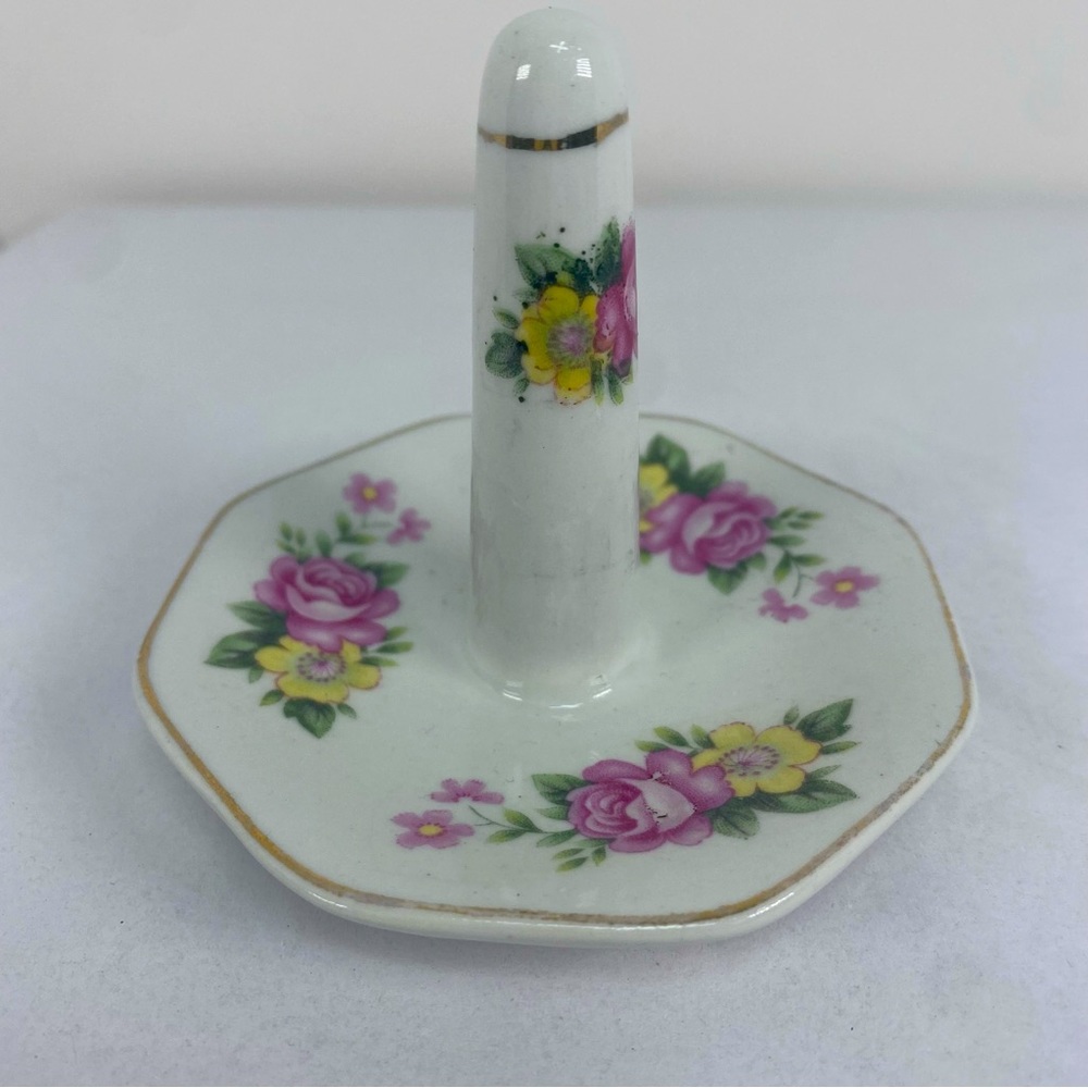 🛑SOLD🛑Ring Holder Ceramic